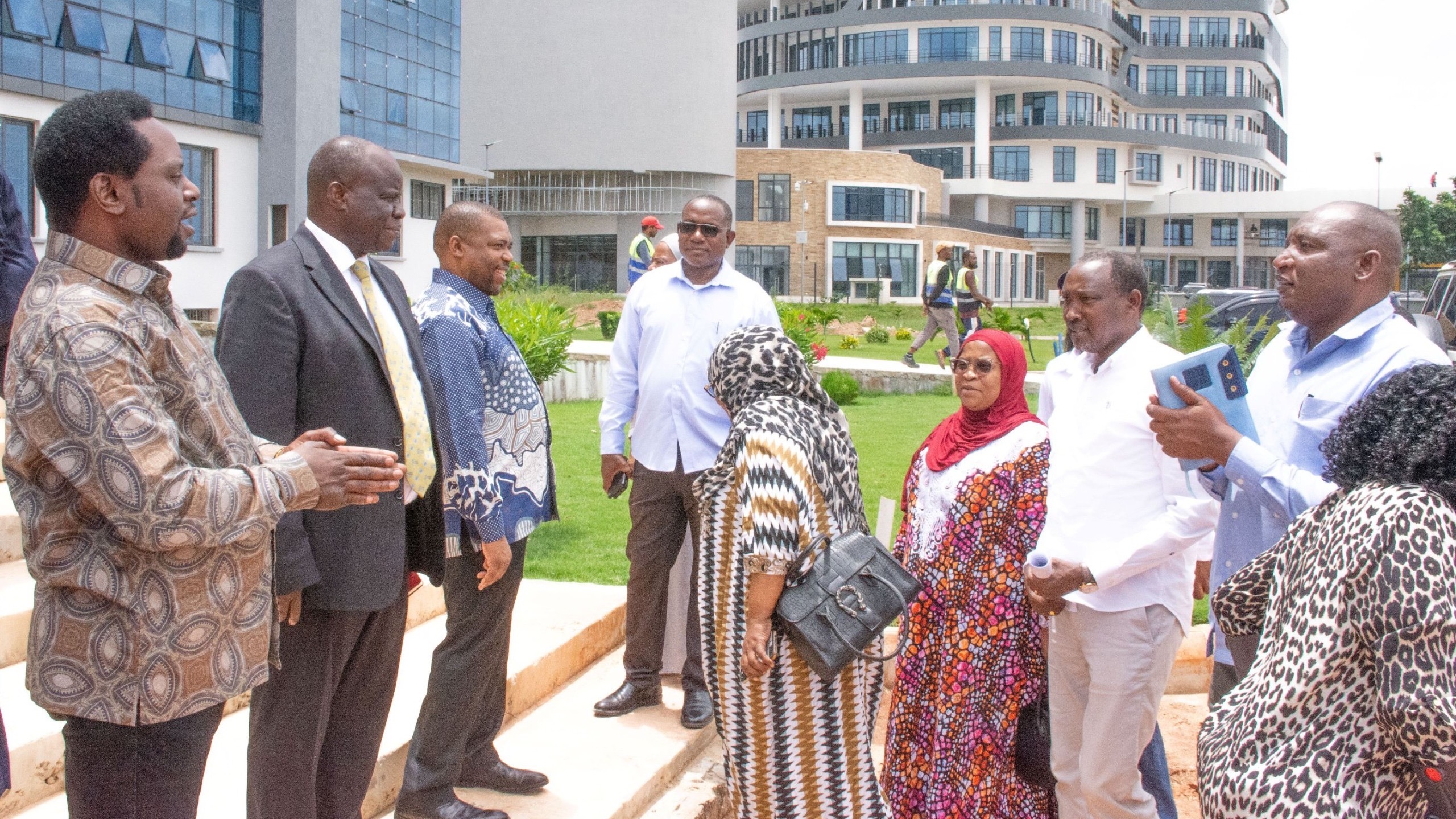 Dkt Dugange aihakikishia Kamati ya Bunge kukamilika mradi wa jengo la ofisi