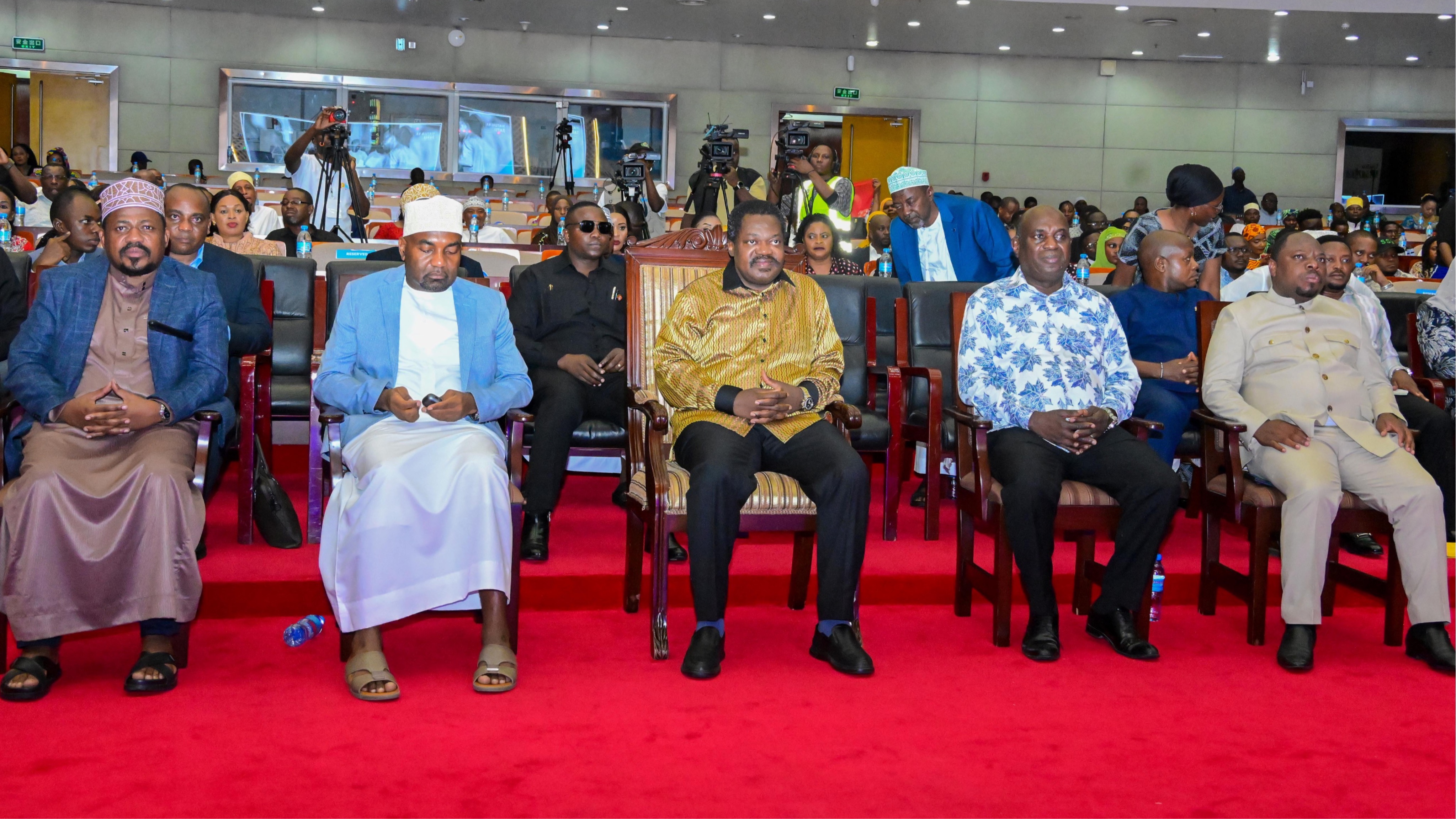 Makamu wa Rais asisitiza mshikamano kuuenzi Muungano